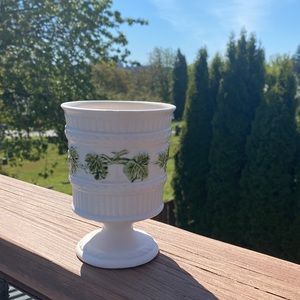 E. O. Brody plant pot, 1950's? Pretty white textured exterior with  green Ivy.